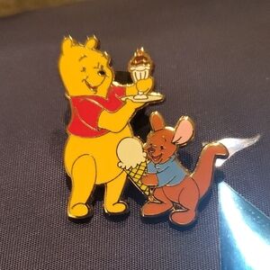Disney Winnie the Pooh and Roo Disney Pin